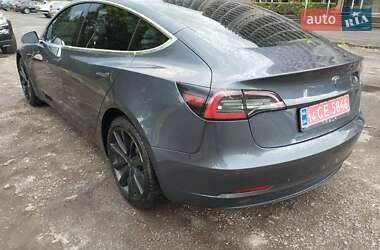 Седан Tesla Model 3 2019 в 