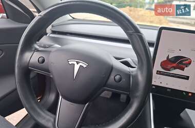 Седан Tesla Model 3 2018 в 
