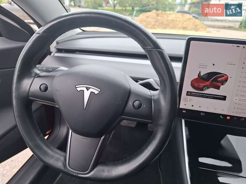 Седан Tesla Model 3 2018 в Харькове