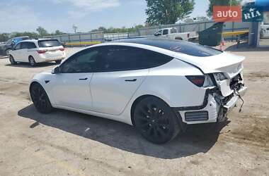 Седан Tesla Model 3 2019 в 