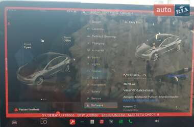 Седан Tesla Model 3 2019 в 