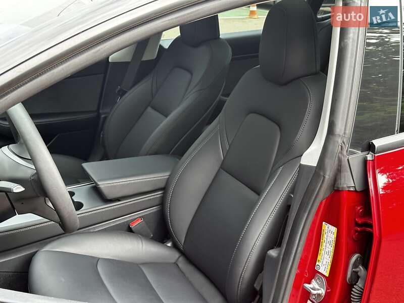 Седан Tesla Model 3 2023 в Киеве фото 12 Седан Tesla Model 3 2023 в Киеве