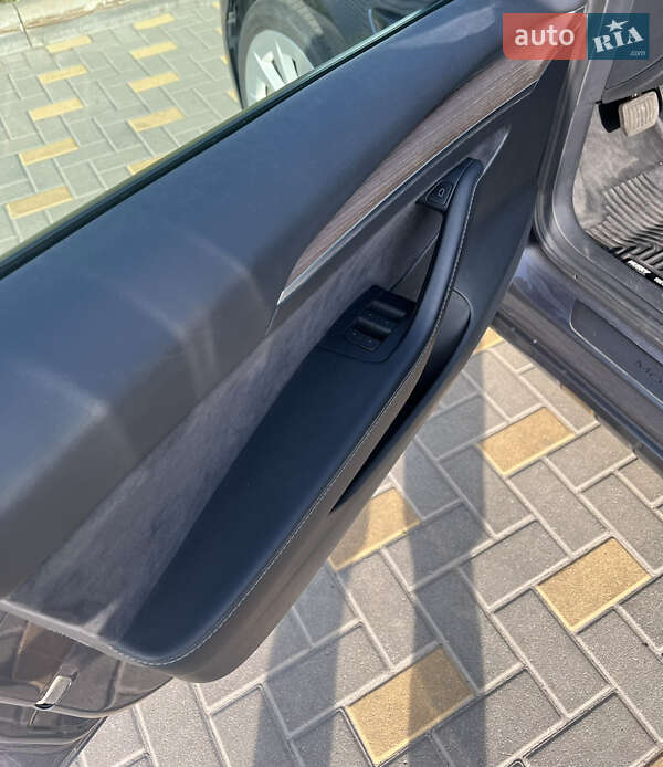 Седан Tesla Model 3 2021 в Виннице фото 10 Седан Tesla Model 3 2021 в Виннице