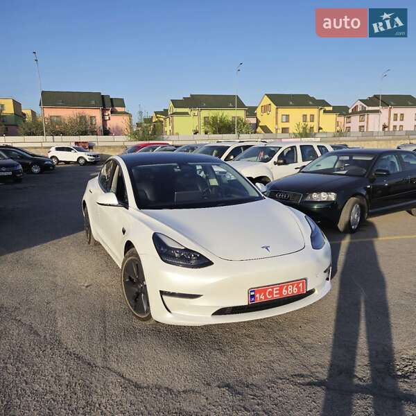 Седан Tesla Model 3 2021 в Вінниці
