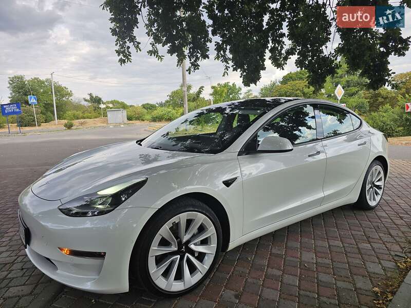 Седан Tesla Model 3 2021 в Кропивницком фото 3 Седан Tesla Model 3 2021 в Кропивницком