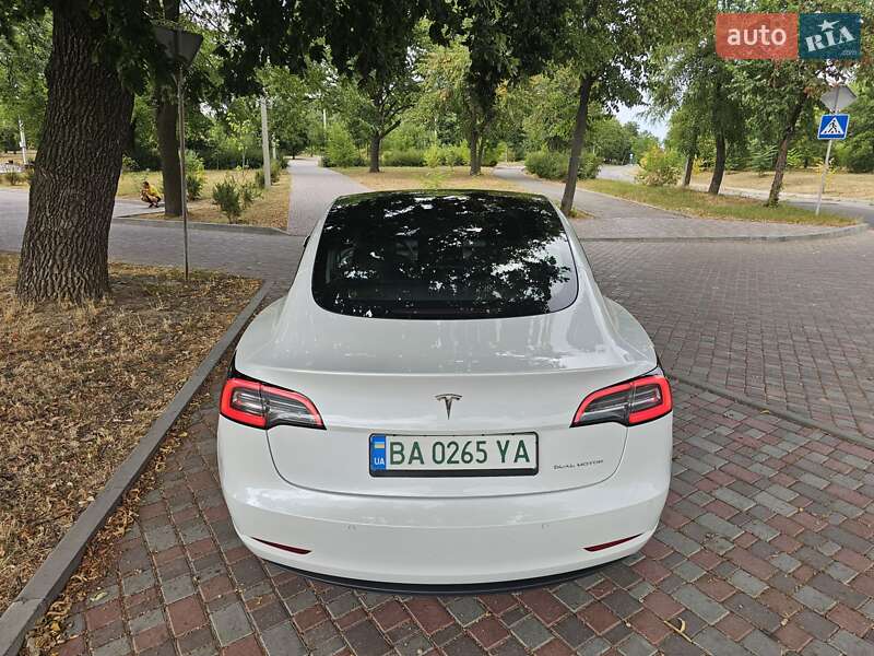 Седан Tesla Model 3 2021 в Кропивницком фото 16 Седан Tesla Model 3 2021 в Кропивницком