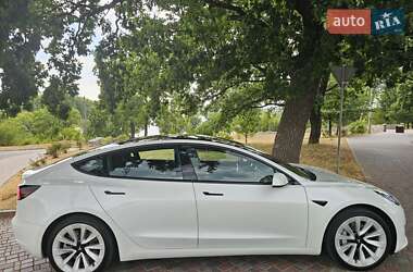 Седан Tesla Model 3 2021 в Кропивницком