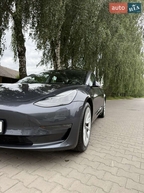 Седан Tesla Model 3 2021 в Луцке фото 7 Седан Tesla Model 3 2021 в Луцке