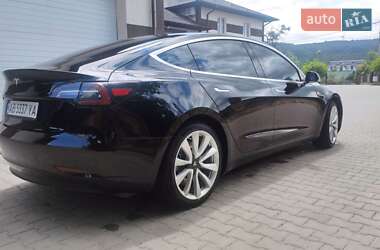Седан Tesla Model 3 2019 в 