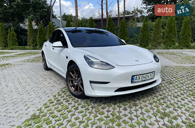 Седан Tesla Model 3 2021 в Харькове