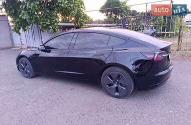 Седан Tesla Model 3 2022 в Одессе