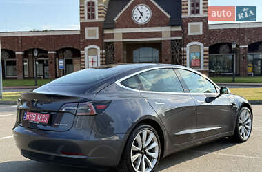 Седан Tesla Model 3 2019 в 