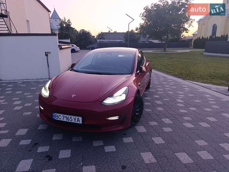 Седан Tesla Model 3 2021 в Львове фото 10 Седан Tesla Model 3 2021 в Львове