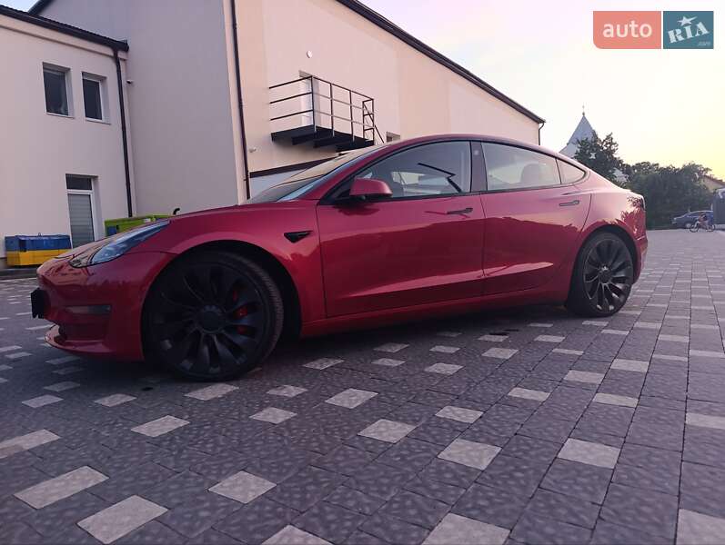 Седан Tesla Model 3 2021 в Львове фото 21 Седан Tesla Model 3 2021 в Львове