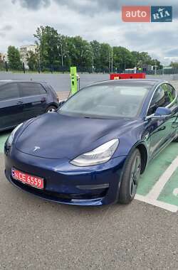 Седан Tesla Model 3 2018 в 