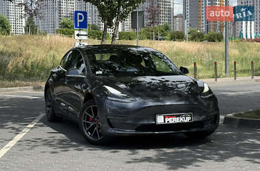 Седан Tesla Model 3 2018 в Киеве