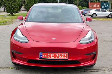 Седан Tesla Model 3 2018 в 
