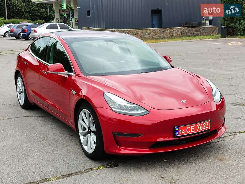 Tesla Model 3 2018