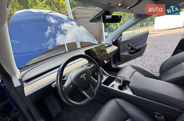 Седан Tesla Model 3 2019 в 
