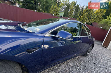Седан Tesla Model 3 2019 в 