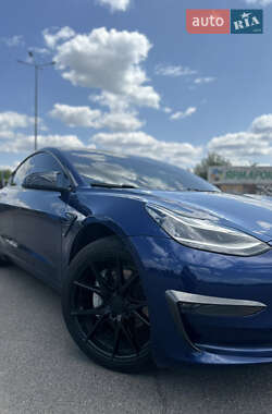Седан Tesla Model 3 2019 в Днепре