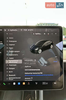 Седан Tesla Model 3 2021 в 