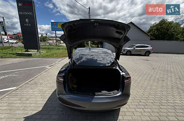 Седан Tesla Model 3 2018 в 