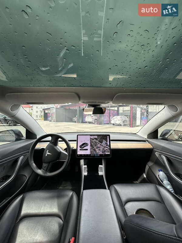Седан Tesla Model 3 2019 в Львове фото 7 Седан Tesla Model 3 2019 в Львове