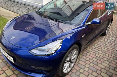 Седан Tesla Model 3 2018 в Києві