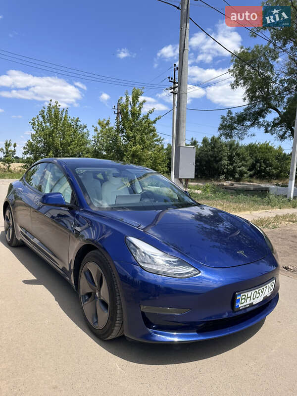 Седан Tesla Model 3 2020 в Одессе