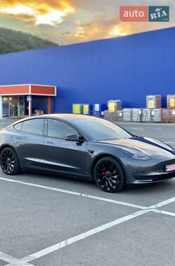 Седан Tesla Model 3 2022 в Мукачевому