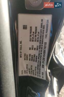 Седан Tesla Model 3 2024 в 
