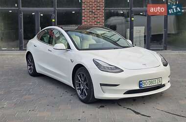 Tesla Model 3 2019