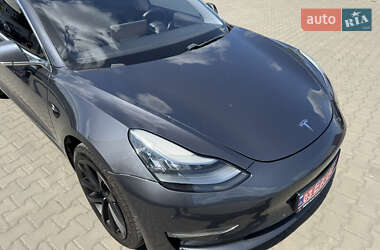 Седан Tesla Model 3 2018 в 