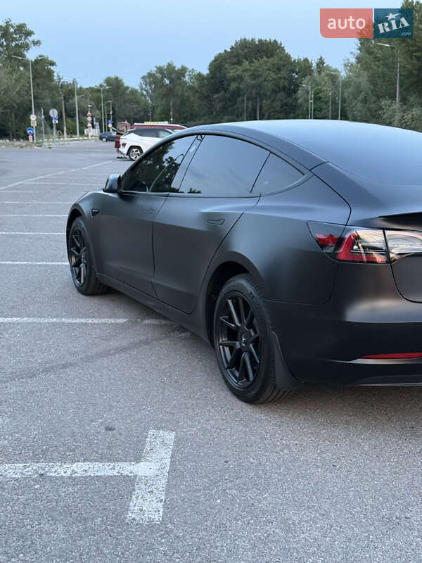 Седан Tesla Model 3 2022 в Києві фото 16 Седан Tesla Model 3 2022 в Києві