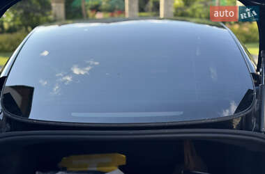 Седан Tesla Model 3 2023 в 