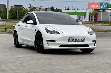 Седан Tesla Model 3 2021 в Дніпрі