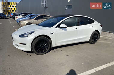 Седан Tesla Model 3 2018 в 