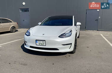 Седан Tesla Model 3 2018 в 