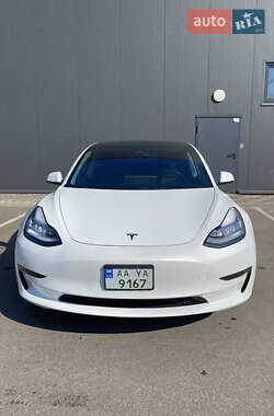 Седан Tesla Model 3 2018 в 
