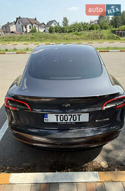 Седан Tesla Model 3 2018 в 