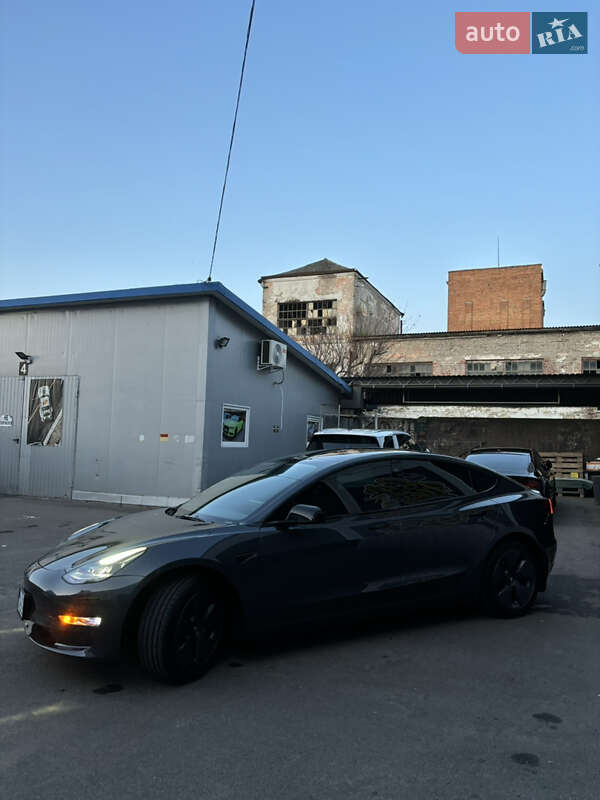 Седан Tesla Model 3 2023 в Белой Церкви