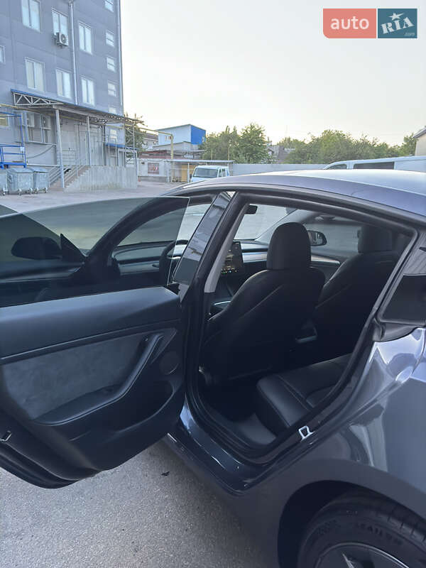 Седан Tesla Model 3 2023 в Белой Церкви