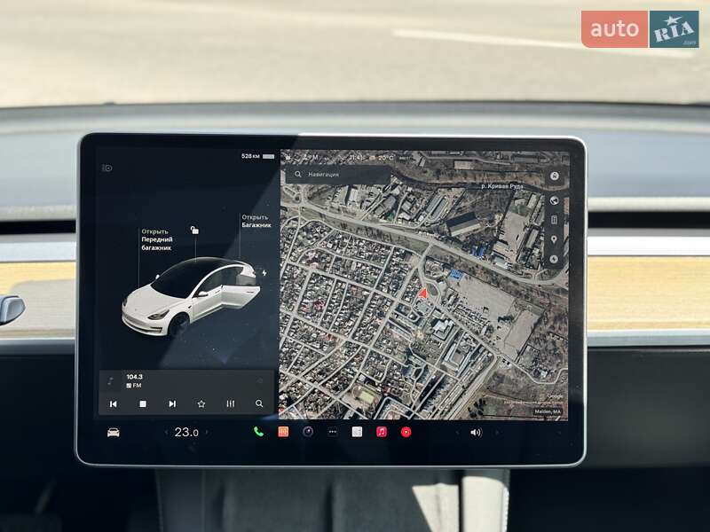 Седан Tesla Model 3 2021 в Кременчуці