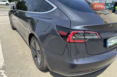 Седан Tesla Model 3 2020 в 