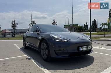 Tesla Model 3 2020