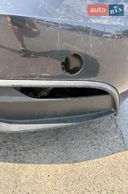 Седан Tesla Model 3 2024 в 