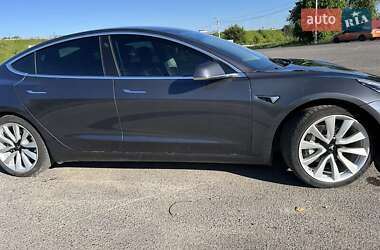Седан Tesla Model 3 2019 в 