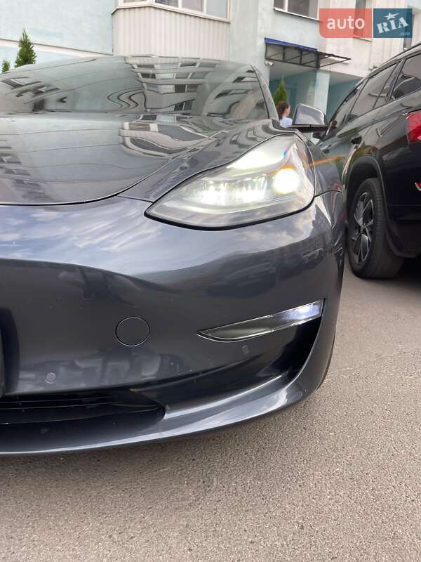 Седан Tesla Model 3 2022 в Полтаве
