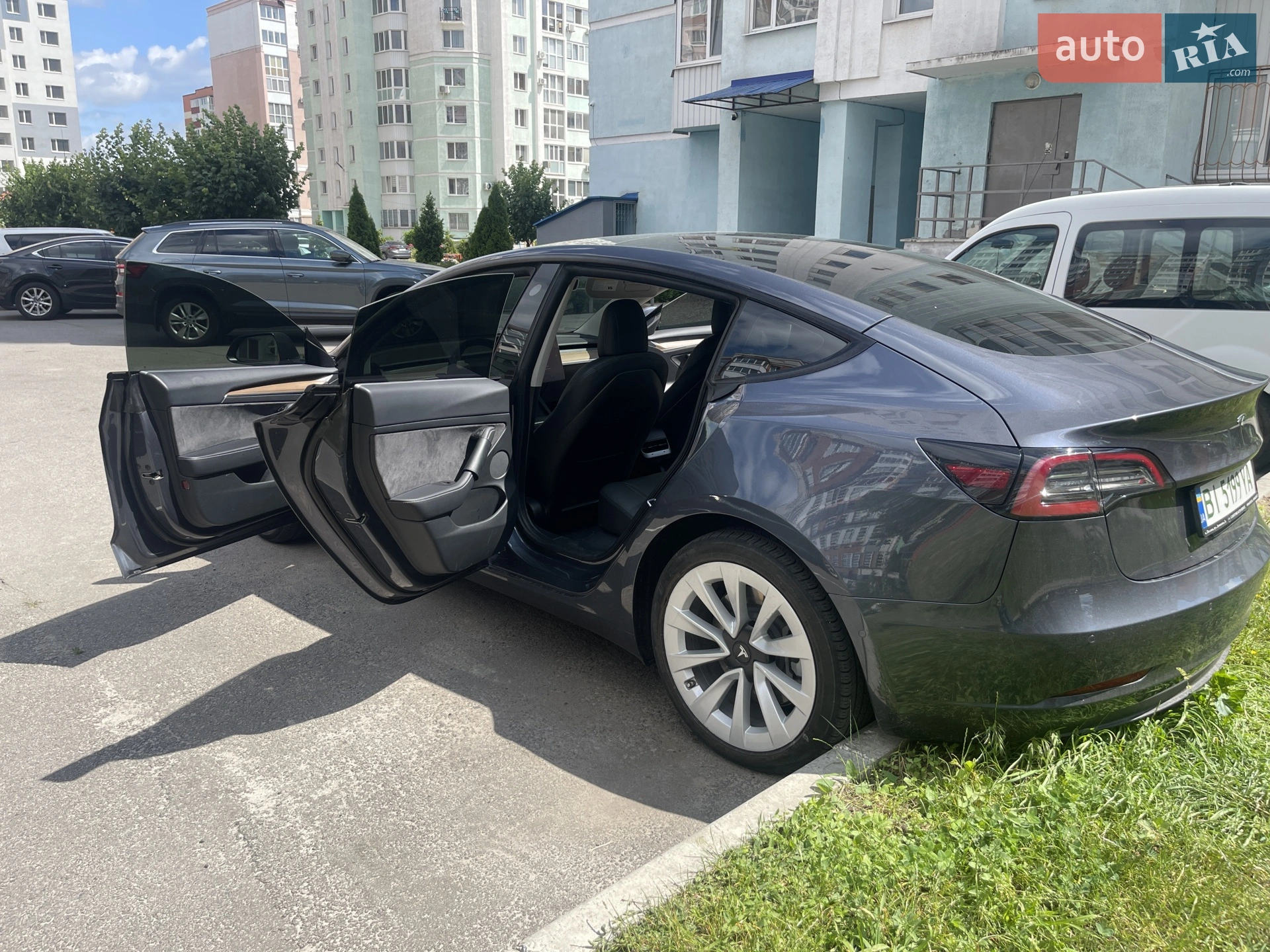 2022 Tesla Model 3 - мініатюра 12